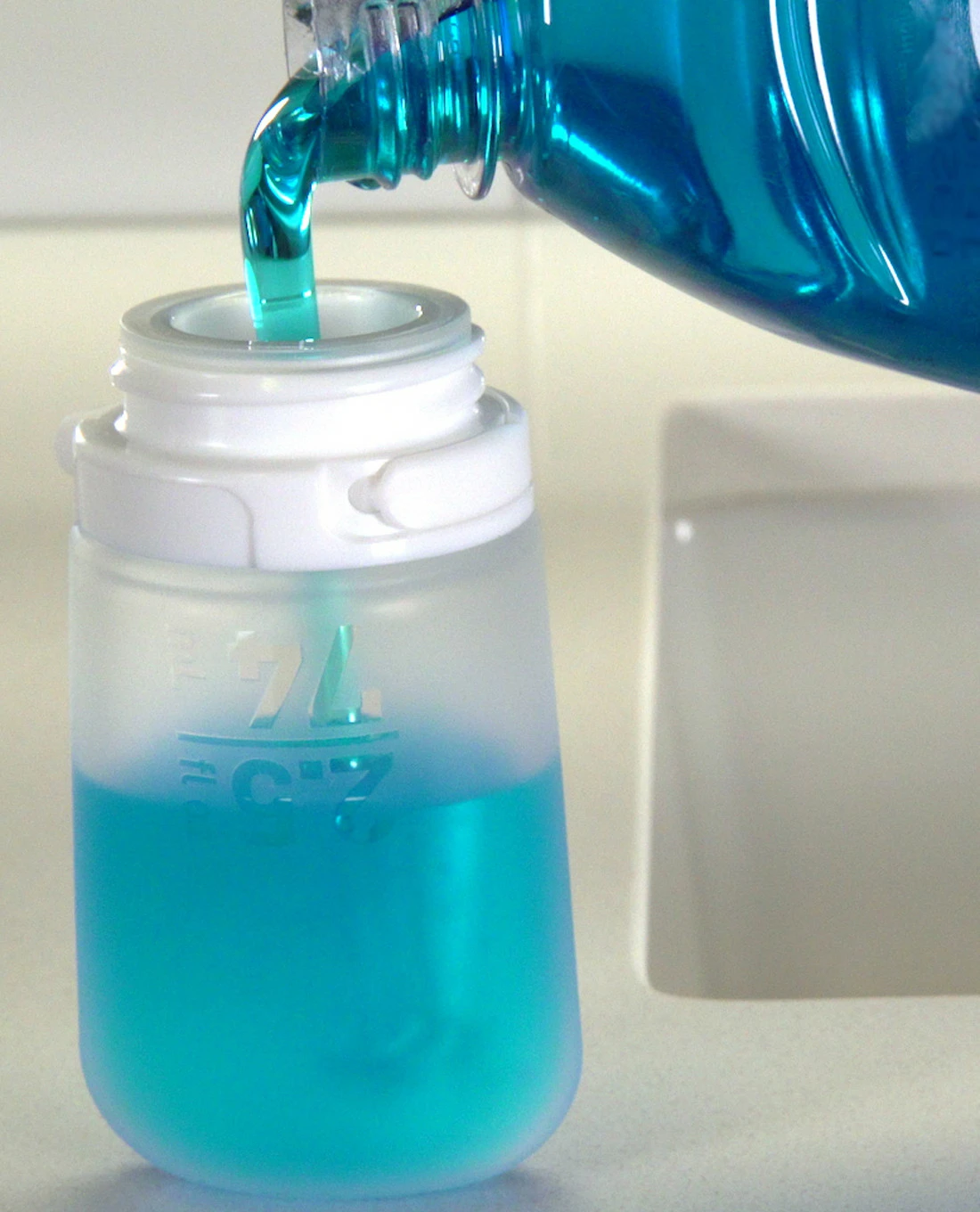 Humangear GoToob 74ml 3er PackTRANSPARENT/GRÜN/BLAU 10 Humangear GoToob 74ml 3er PackTRANSPARENT/GRÜN/BLAU – Bild 8