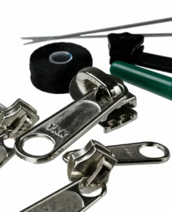 McNett Gear Aid Zipper Repair Kit -Outdoor Ausrüstung Verkaufs-Shop mcnett gear aid zipper repair kit 80071 3