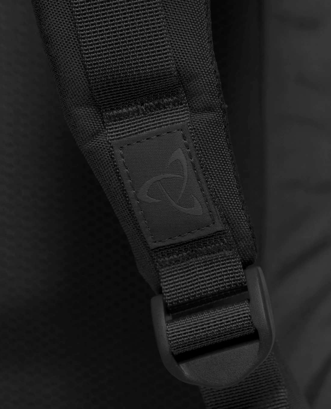 Mystery Ranch Urban Assault 21 Black Schwarz 14 Mystery Ranch Urban Assault 21 Black Schwarz – Bild 12