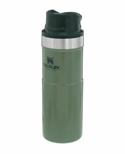 Stanley Classic Trigger-Action Travel Mug 0.47l Grün