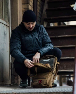 Tasmanian Tiger TT Survival Pack Black Schwarz -Outdoor Ausrüstung Verkaufs-Shop tasmanian tiger tt survival pack black schwarz 7516040 12