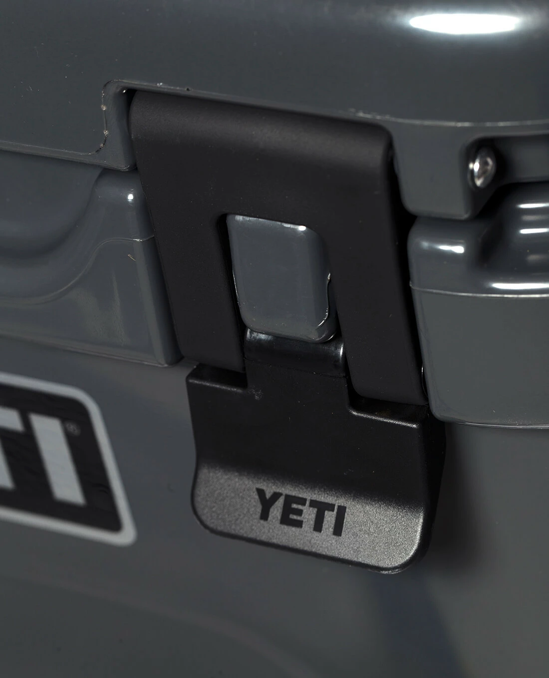 Yeti Roadie 24 Charcoal 9 Yeti Roadie 24 Charcoal – Bild 7